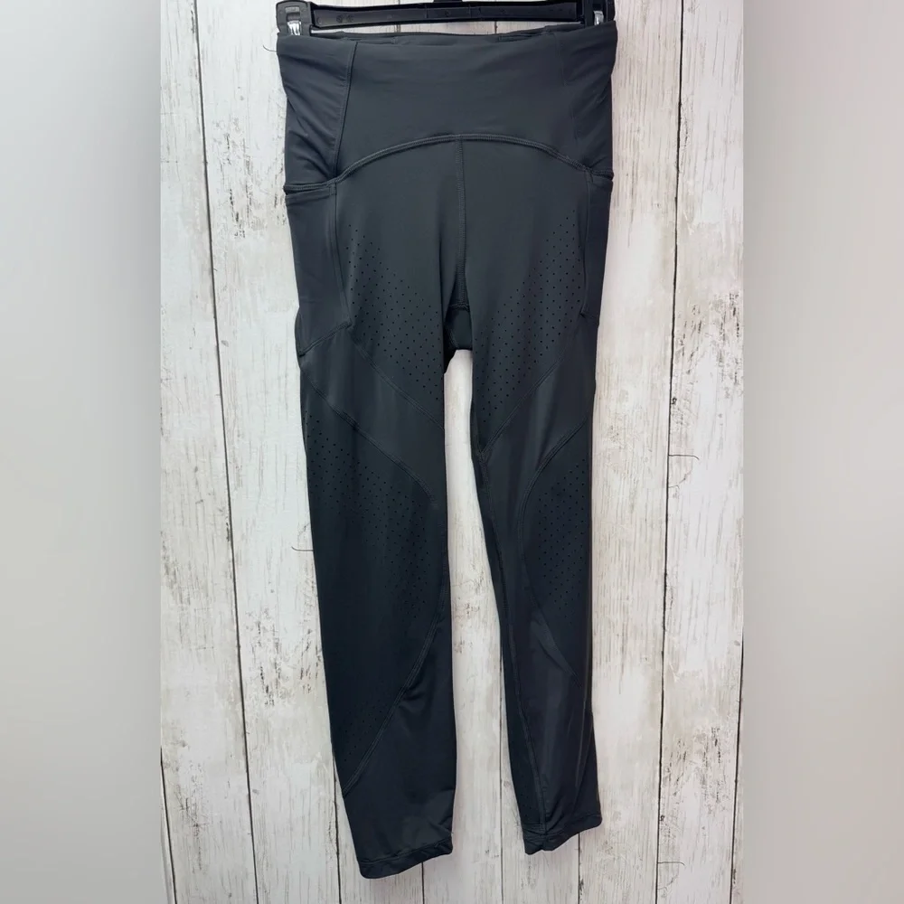 Lululemon Dark gray Perforated Leggings size 4